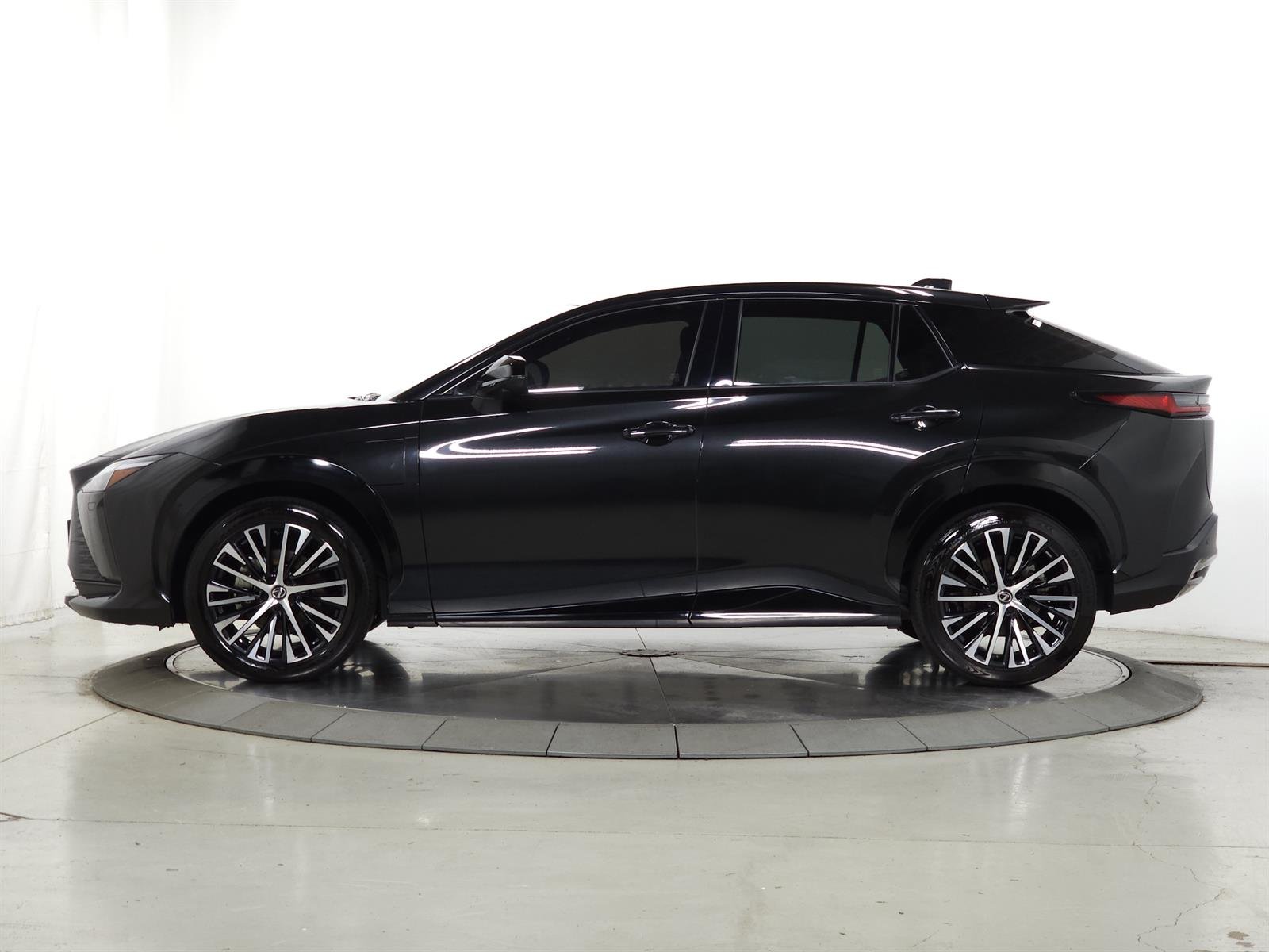 Certified Used 2023 Caviar Lexus LUXURY image 5