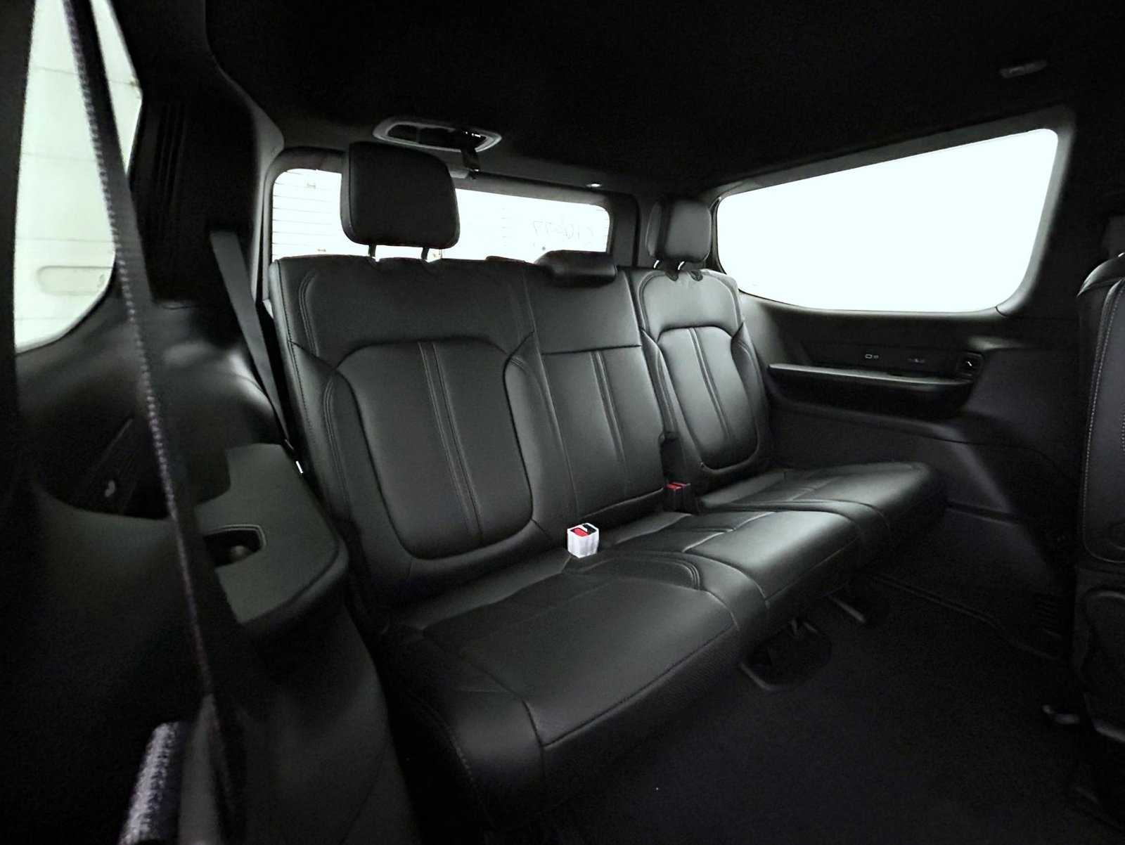 New 2026 Velvet Red Pearl-Coat Exterior Paint Jeep Limited Altitude image 19