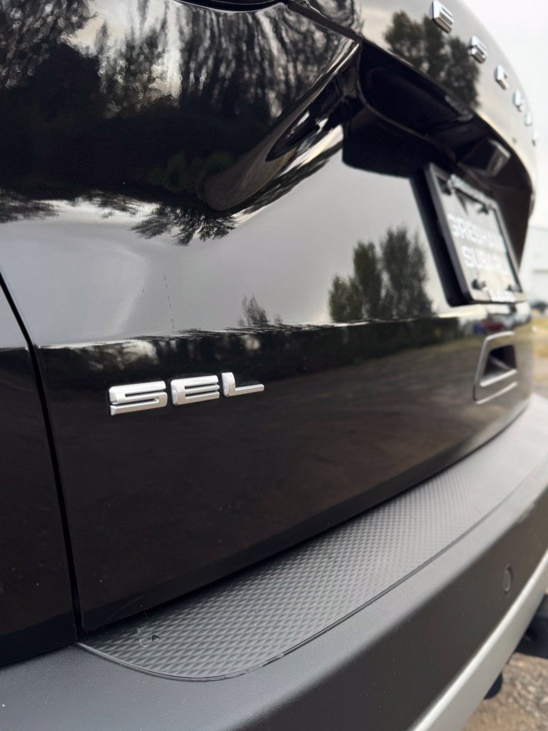 Used 2022 Black Metallic Ford SEL image 43