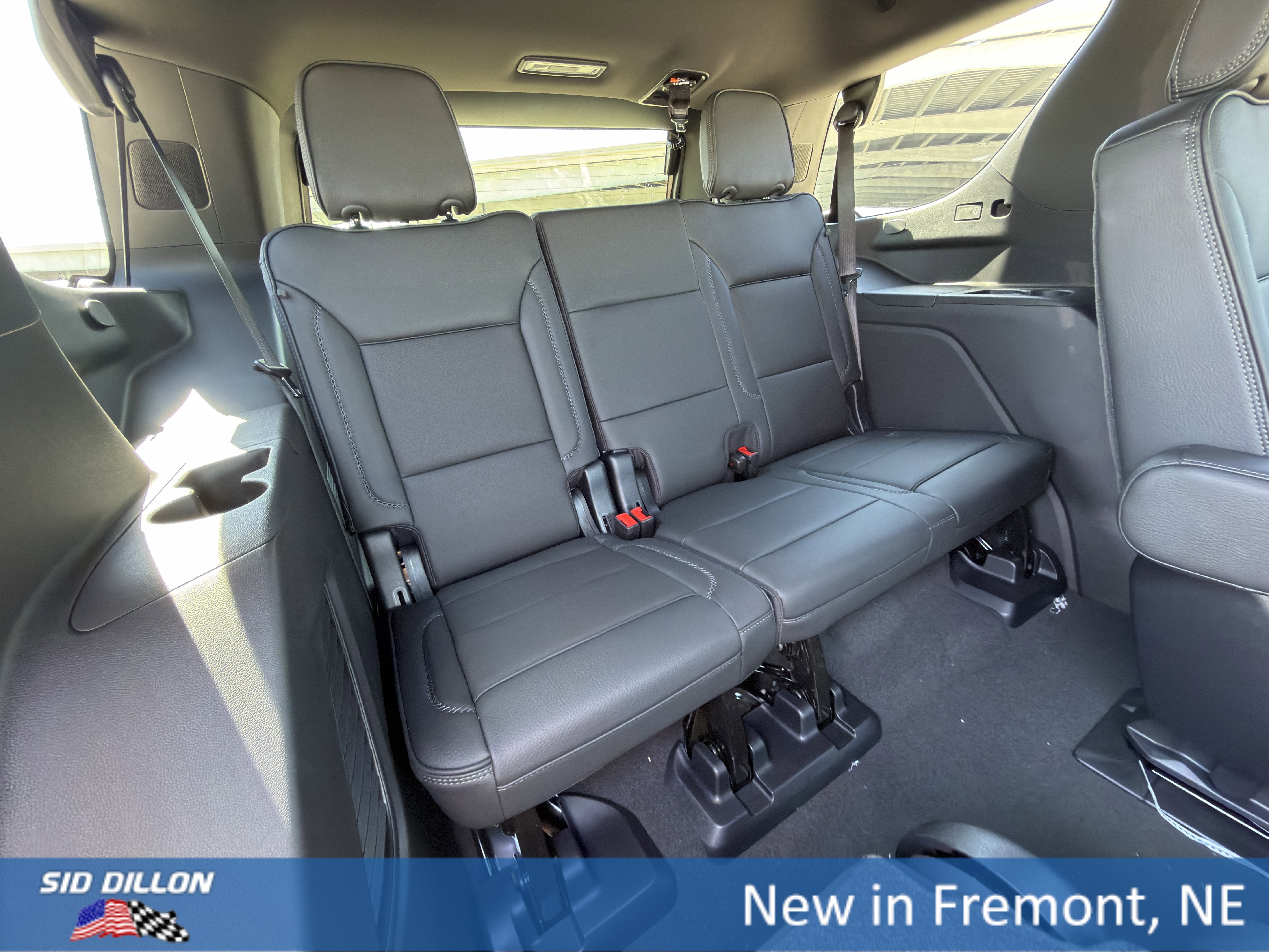 2026 GMC Yukon Denali - Photo 23