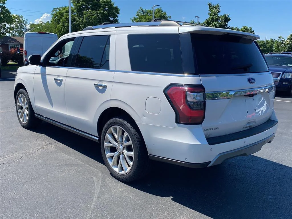 Used 2018 White Platinum Metallic Tri-Coat Ford Limited image 10