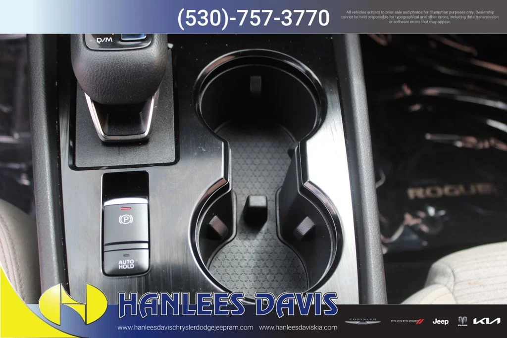 Used 2021 White Nissan SV image 20