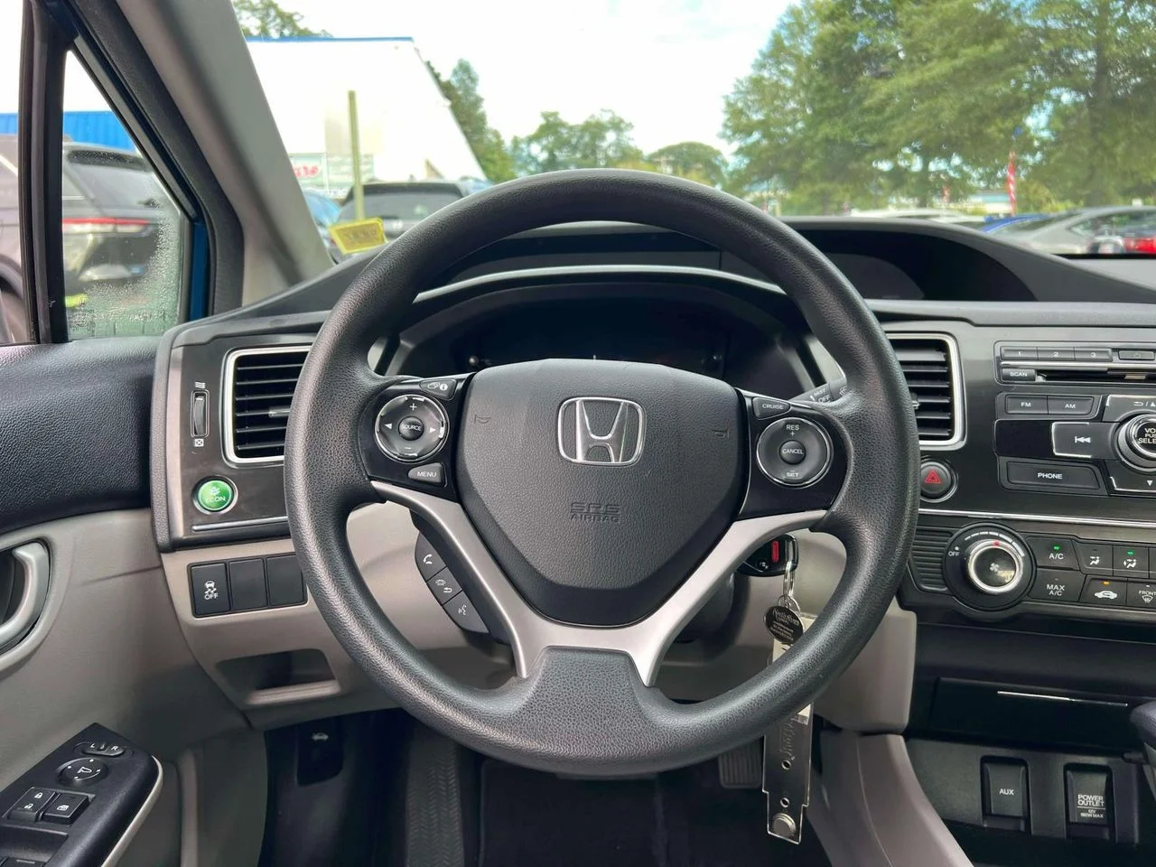 Used 2013 Blue Honda LX image 19