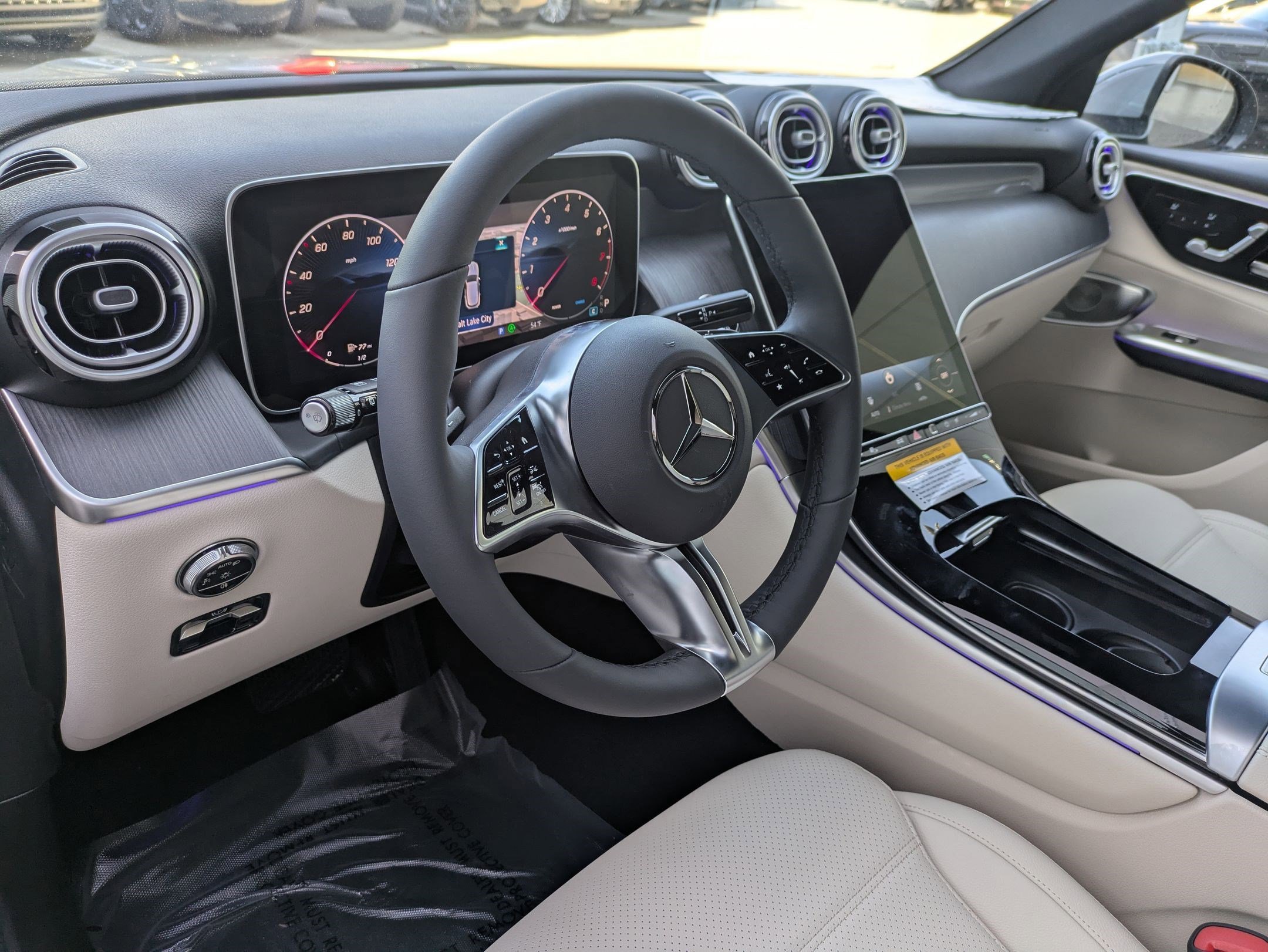 New 2026 MANUFAKTUR Alpine Grey Mercedes-Benz GLC 300 image 27
