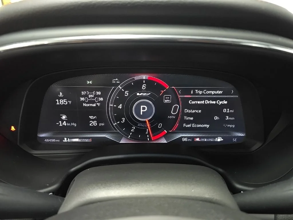 Used 2023 White Cadillac V-Series image 24