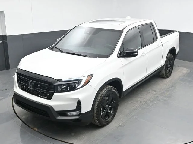 New 2026 Platinum White Pearl Honda Black Edition image 18