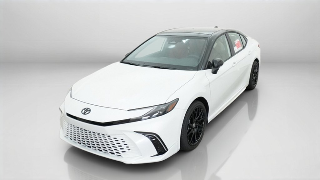New 2026 Wind Chill Pearl with Midnight Black Metallic roof Toyota XSE image 10