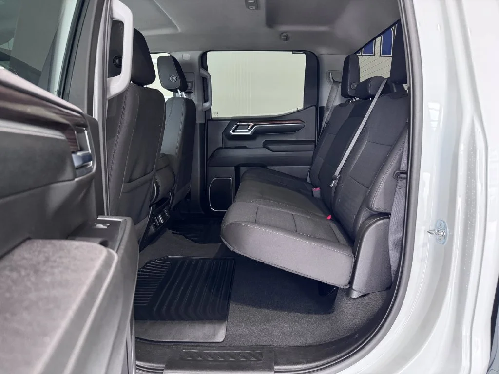 2023 Chevrolet Silverado 1500 RST - Photo 10