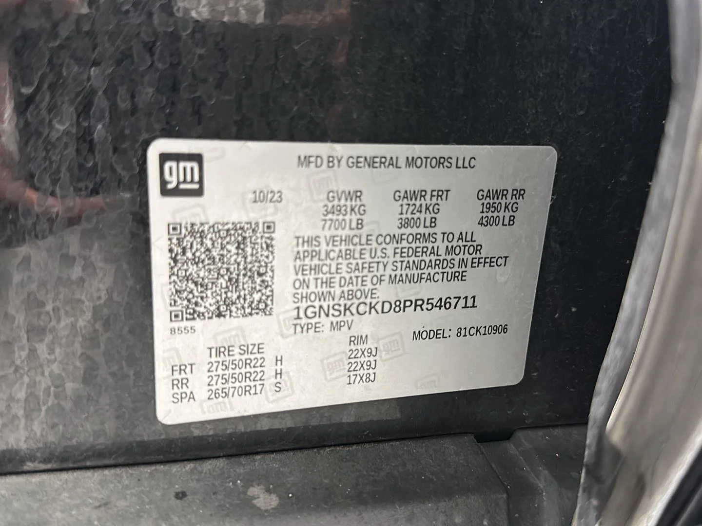 Used 2023 BLACK Chevrolet LT image 31