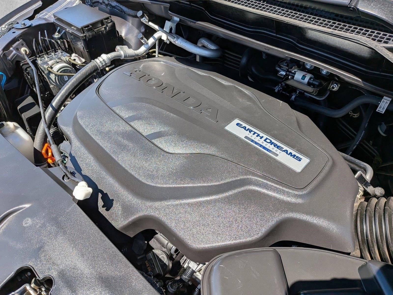 Used 2018 Silver/Gray Honda EX-L image 24