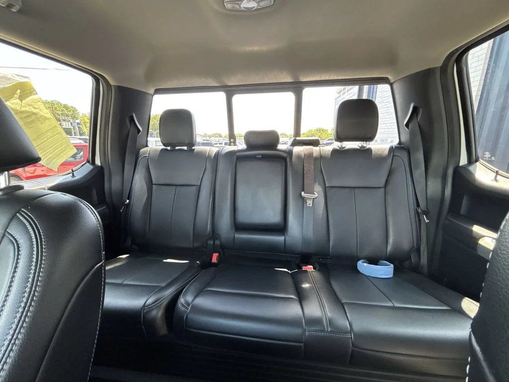 Used 2021 White Ford Lariat image 25