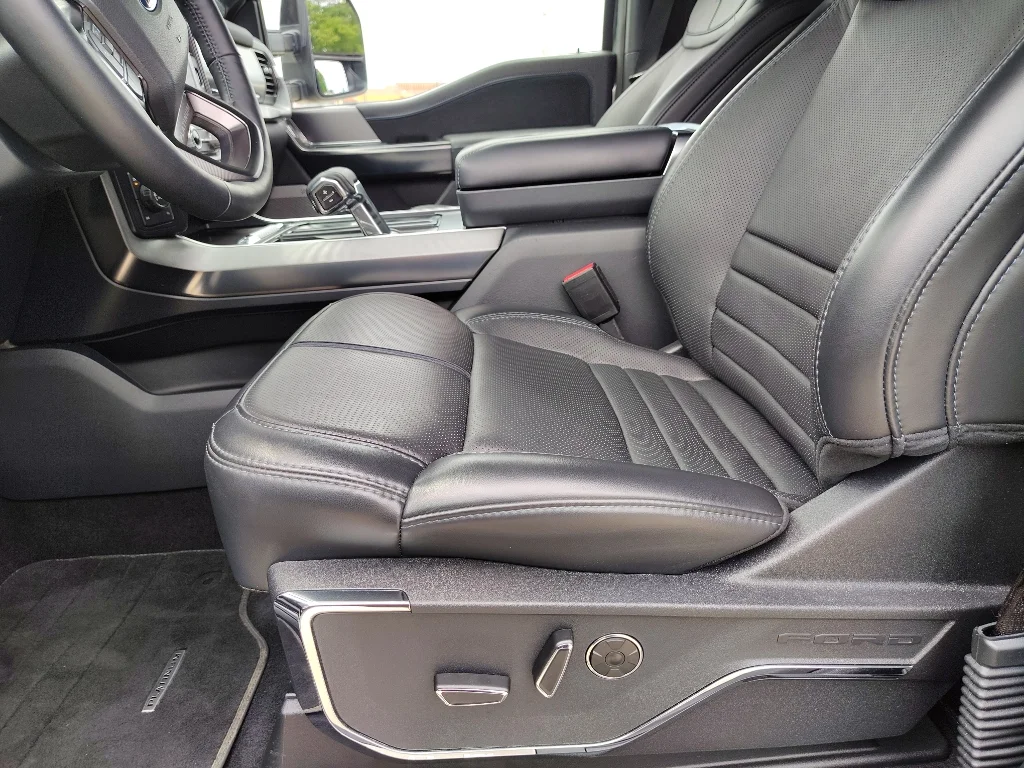Used 2024 Iconic Silver Metallic Ford Platinum image 18
