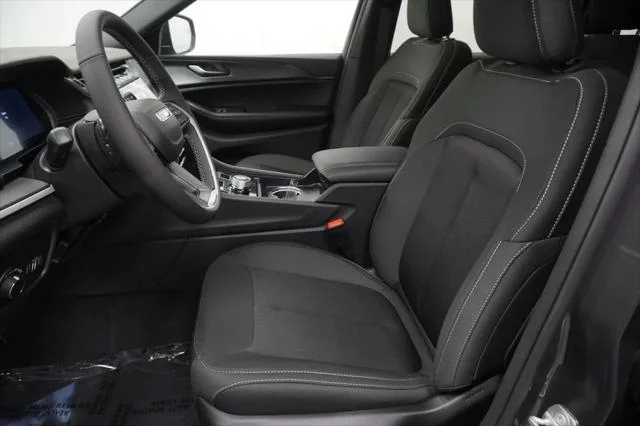 New 2026 Baltic Gray Metallic Clear-Coat Exterior Paint Jeep Laredo X image 15
