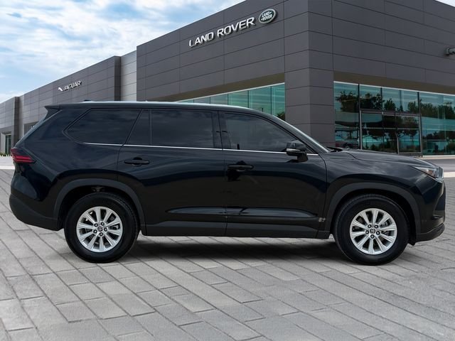 Used 2025 Black Toyota XLE image 6