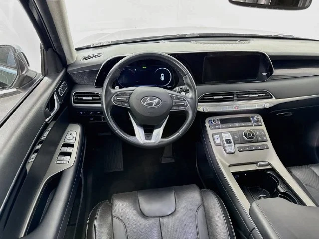 Used 2021 Black Hyundai Limited image 24