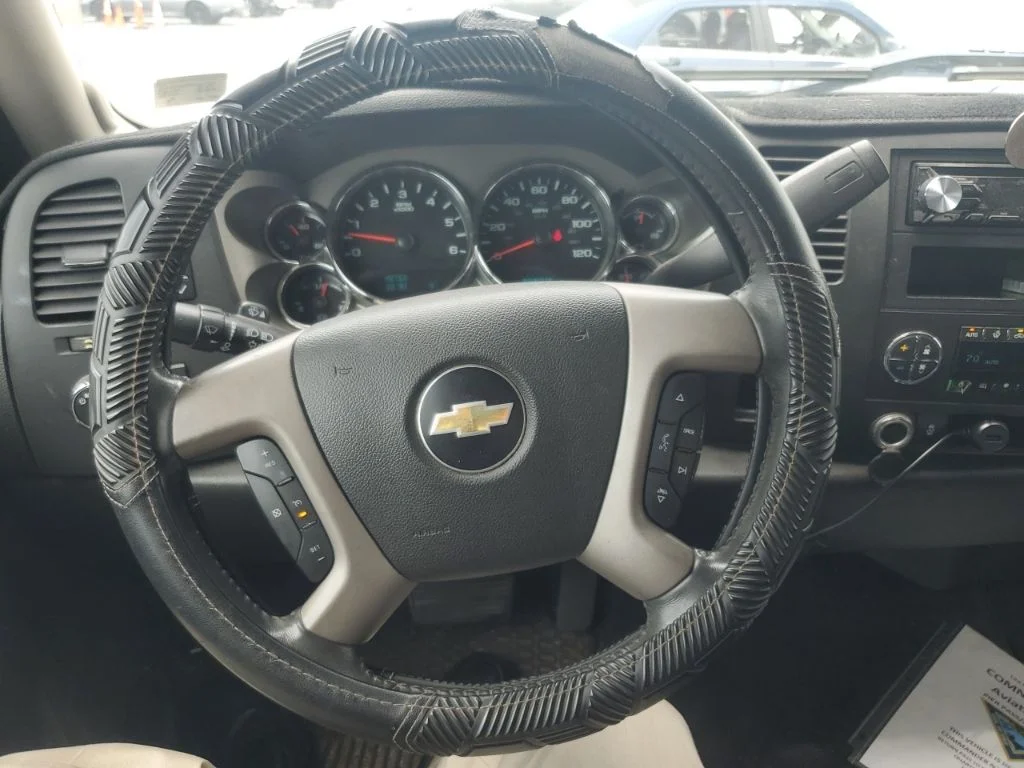 Used 2012 Gray Chevrolet LT image 16