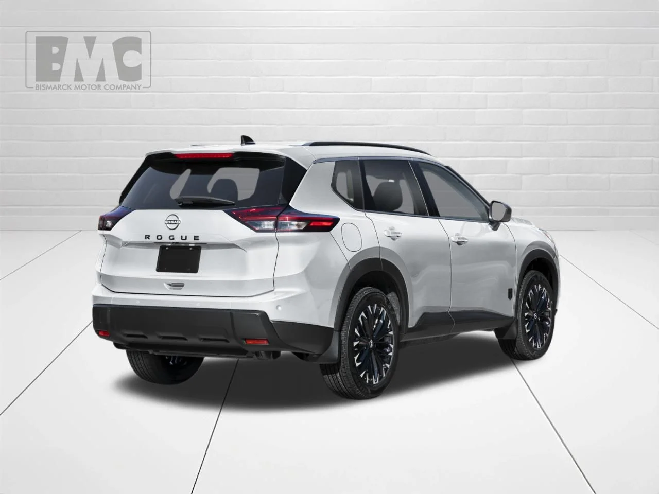 New 2026 Everest White Pearl TriCoat Nissan Dark Armor™ image 2