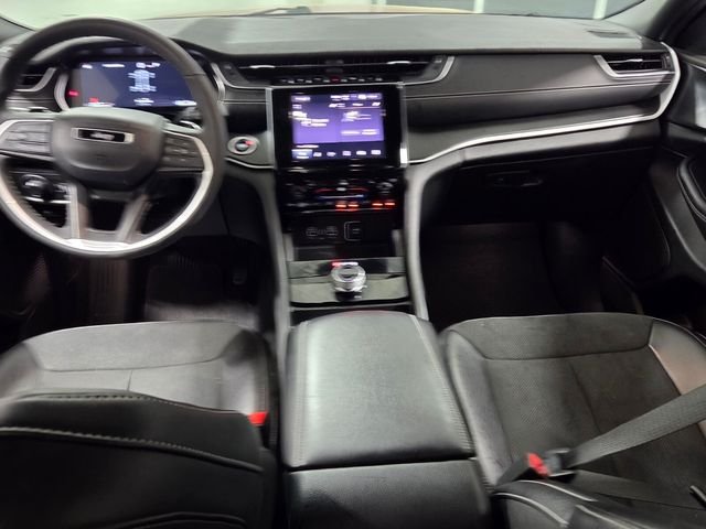 Used 2025 Red Jeep Altitude image 8