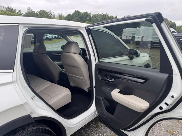 Used 2024  Honda EX-L image 15