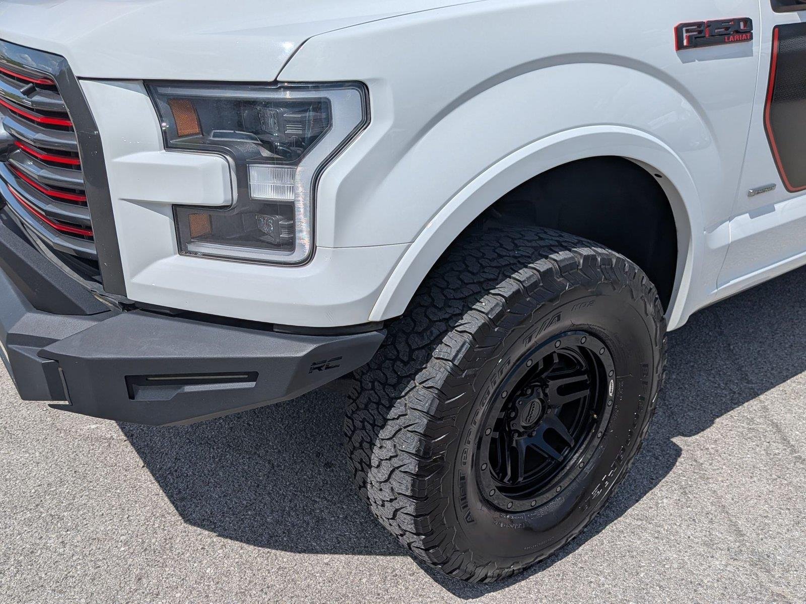 Used 2017 OXFORD WHITE FORD  image 9