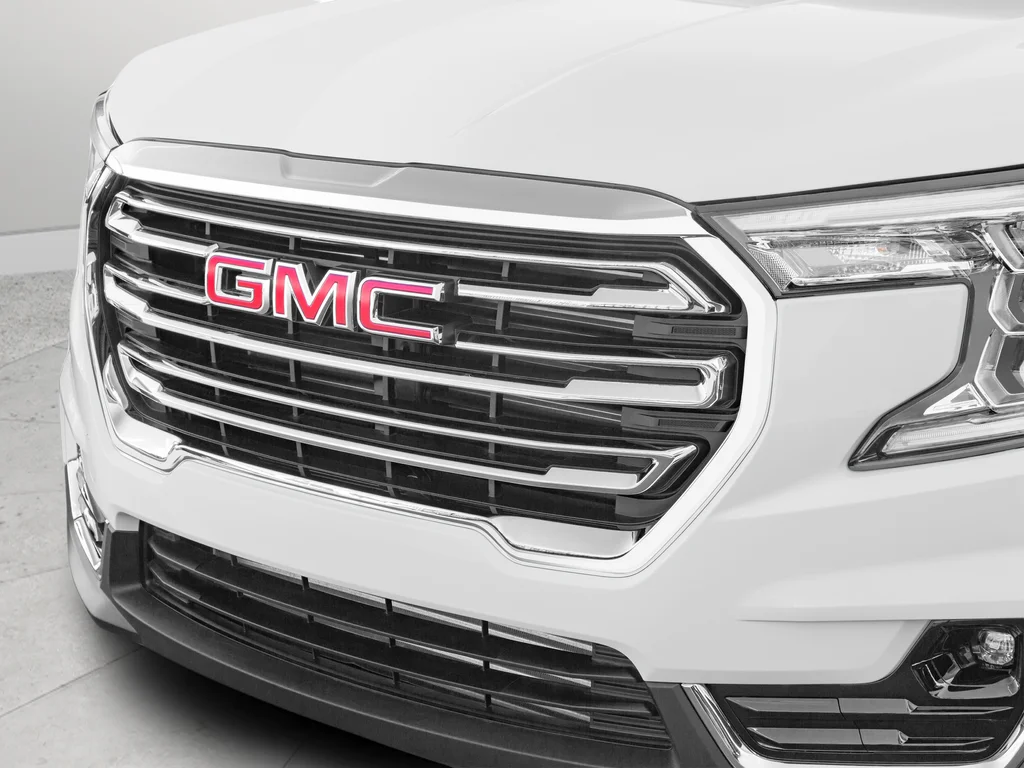 Used 2023 White GMC AT4 image 54