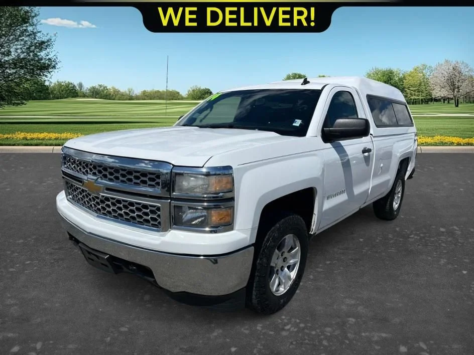 Used 2014 White Chevrolet LT image 1