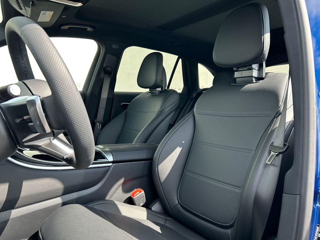 New 2027 Starling Blue Metallic Mercedes-Benz GLC 300 image 15