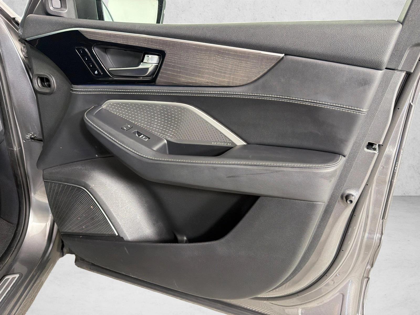 Used 2023 Silver Acura w/Advance Package image 16