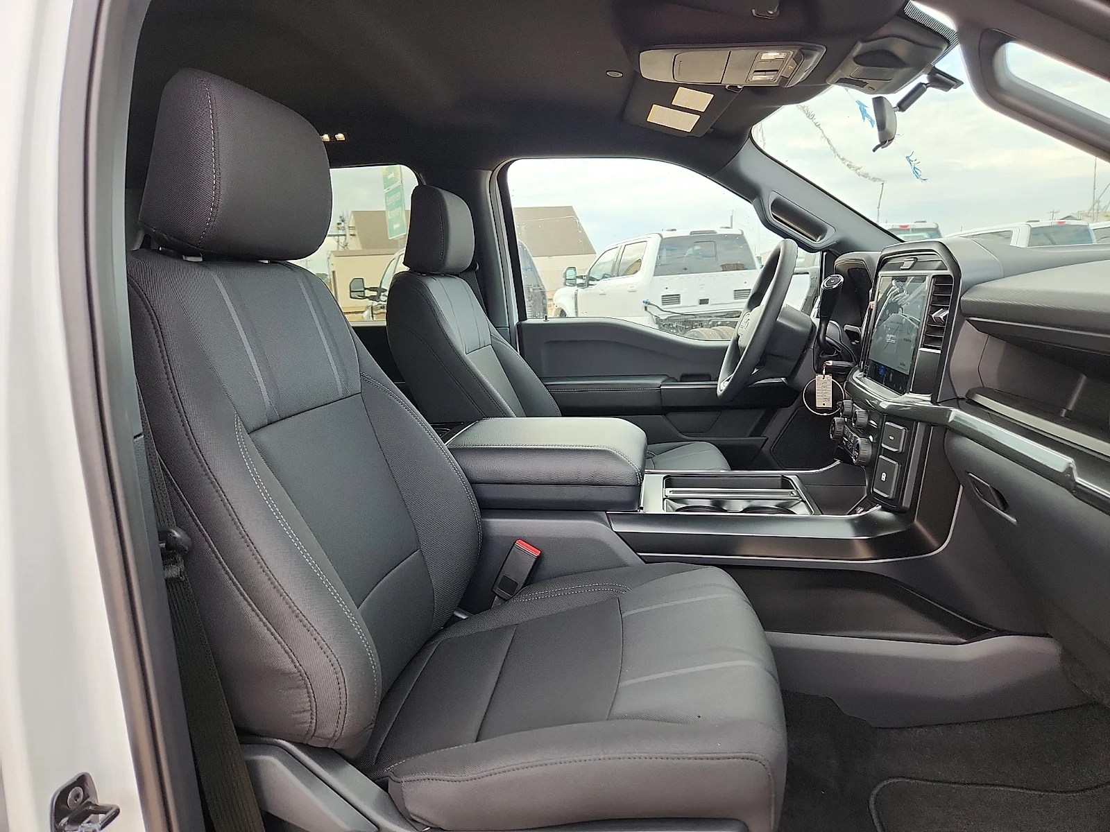 New 2026 Oxford White Ford STX image 20