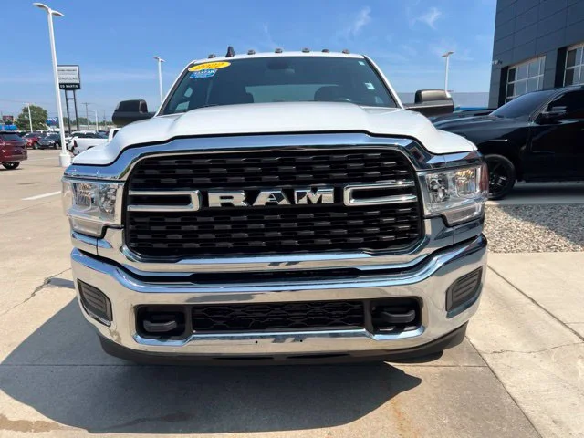 Used 2022 White Ram Big Horn image 8