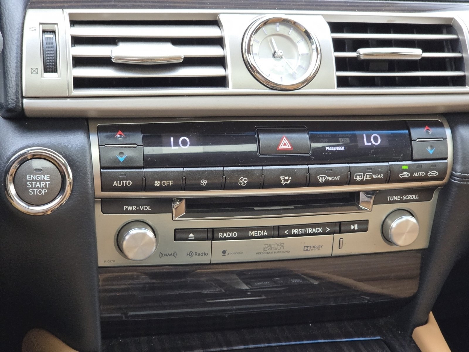 Used 2015 Pearl Lexus 460 image 35