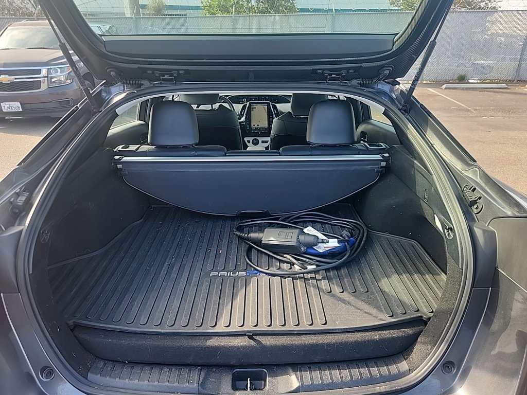 Used 2019 Magnetic Gray Metallic Toyota Advanced image 17