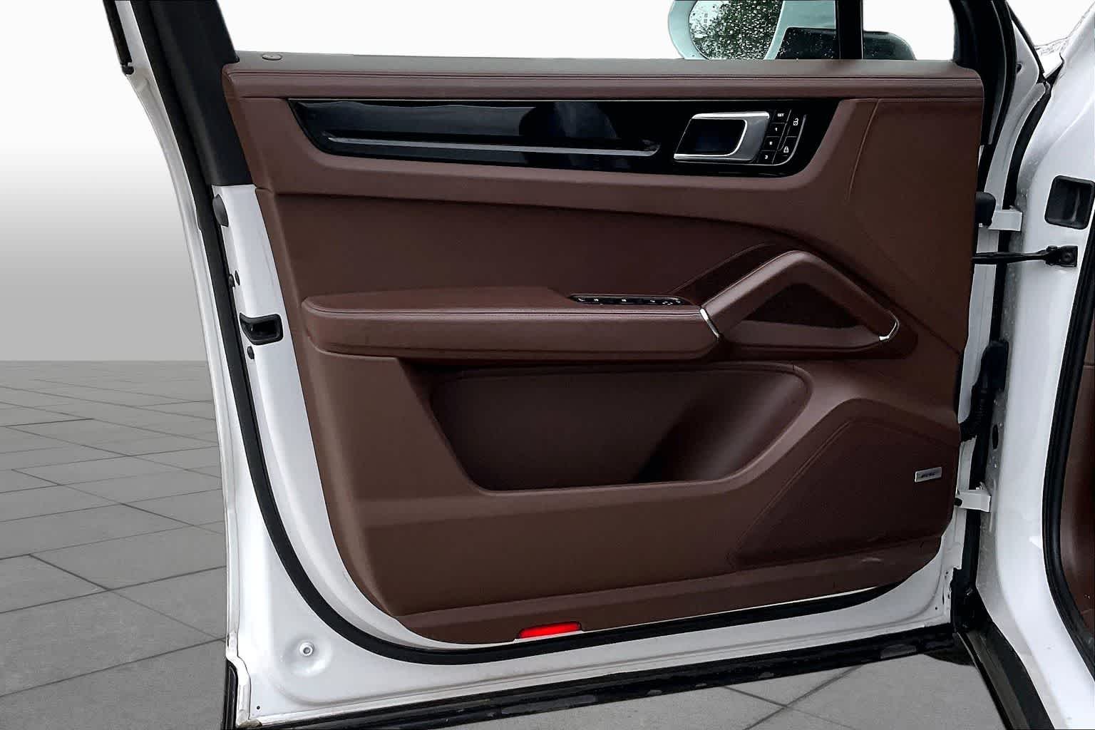 Used 2020 WHITE Porsche  image 21