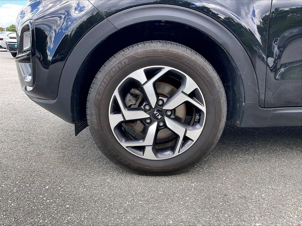 Used 2020 Black Cherry Pearl Kia LX image 7
