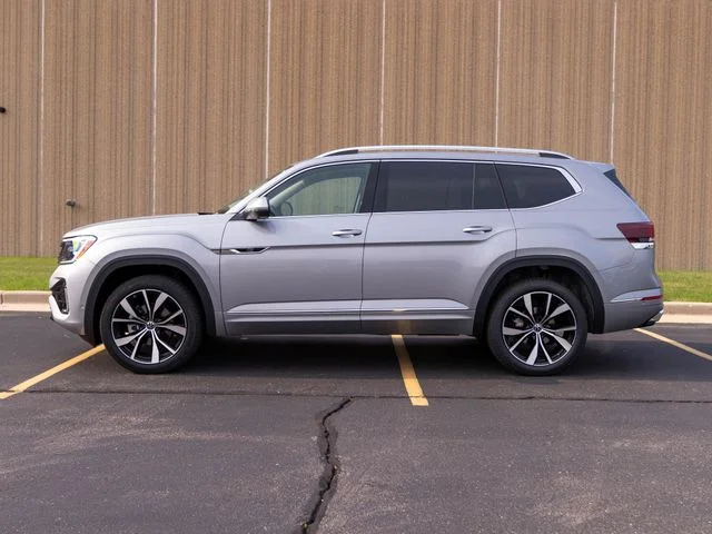 New 2026 Silver Volkswagen 2.0T SEL Premium R-Line image 2