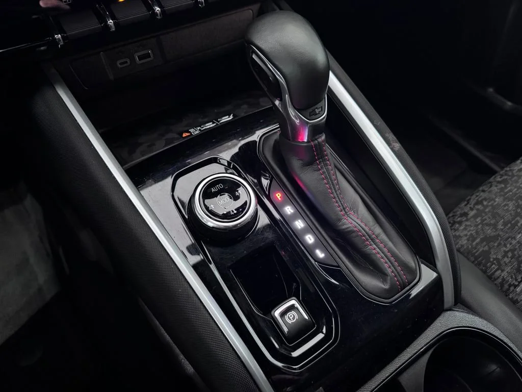 2023 Chevrolet Colorado Z71 - Photo 24