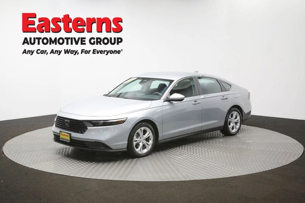 Used 2025 Silver Honda LX image 55
