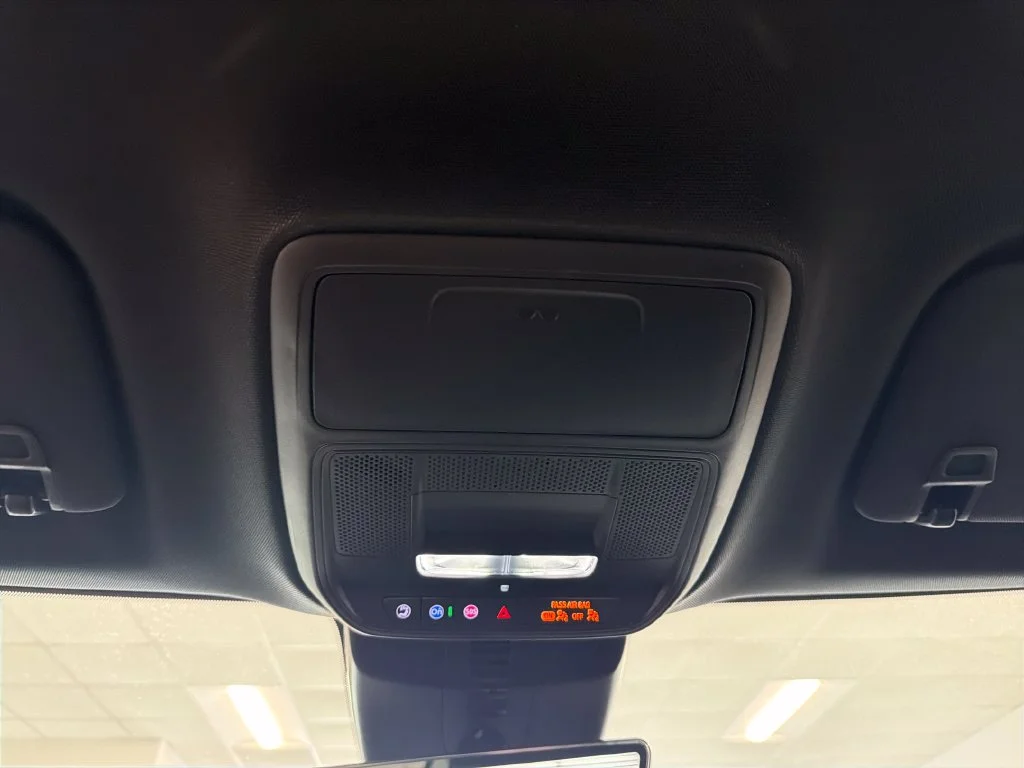 New 2026 Summit White GMC Elevation image 17