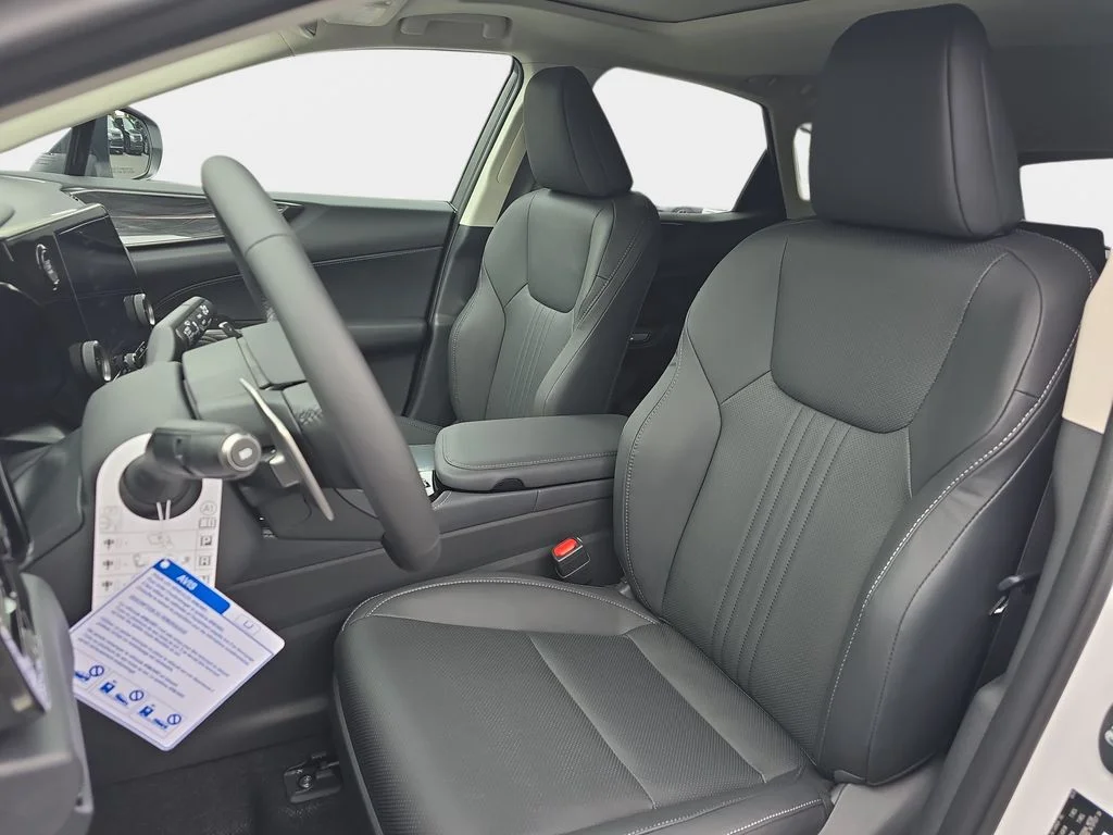 New 2026 Ultra White Lexus PREMIUM image 15