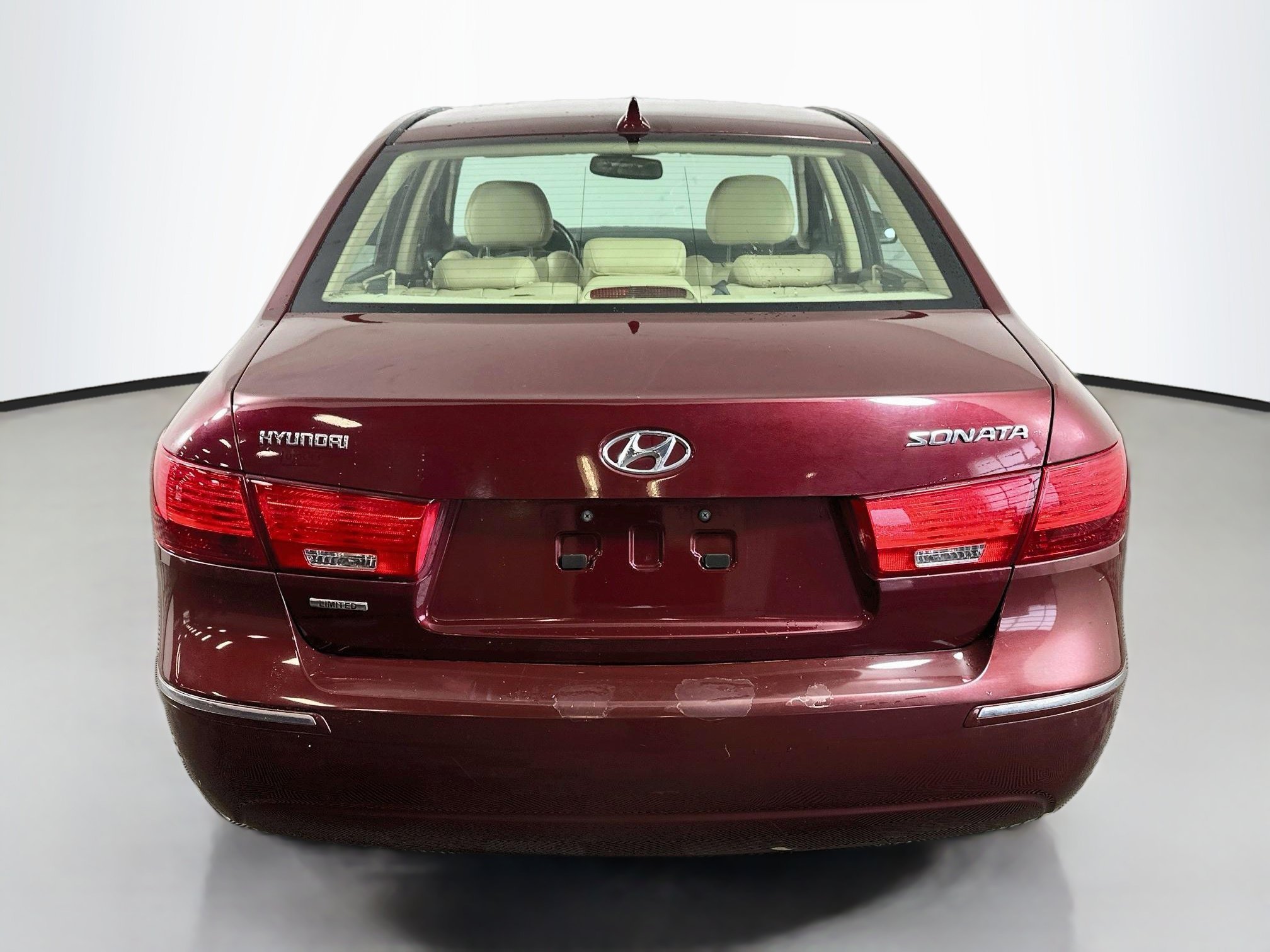 Used 2009 Dark Cherry Red Hyundai Limited image 7