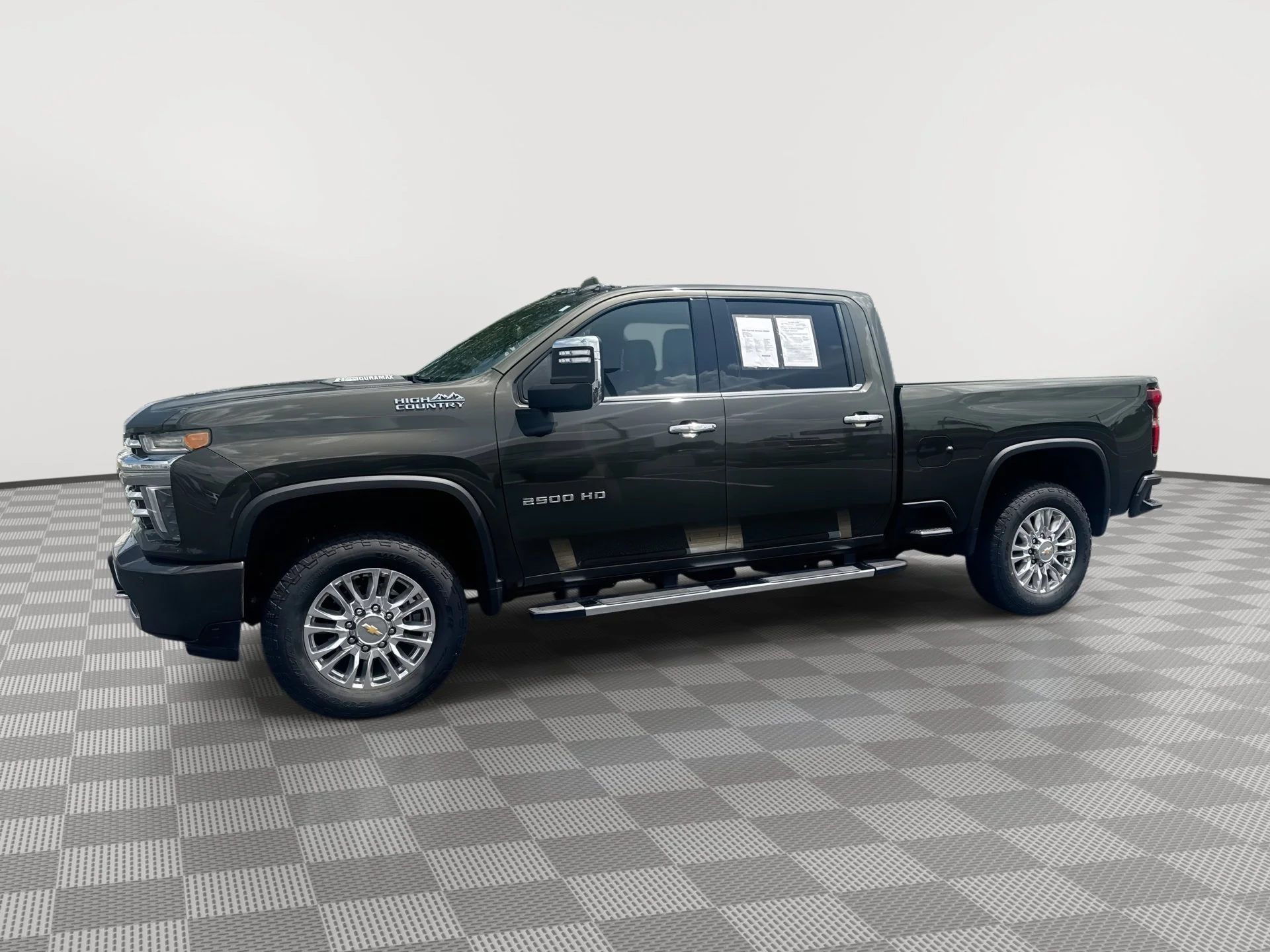 2022 Chevrolet Silverado HD High Country 4WD Crew Cab Standard Box's photo