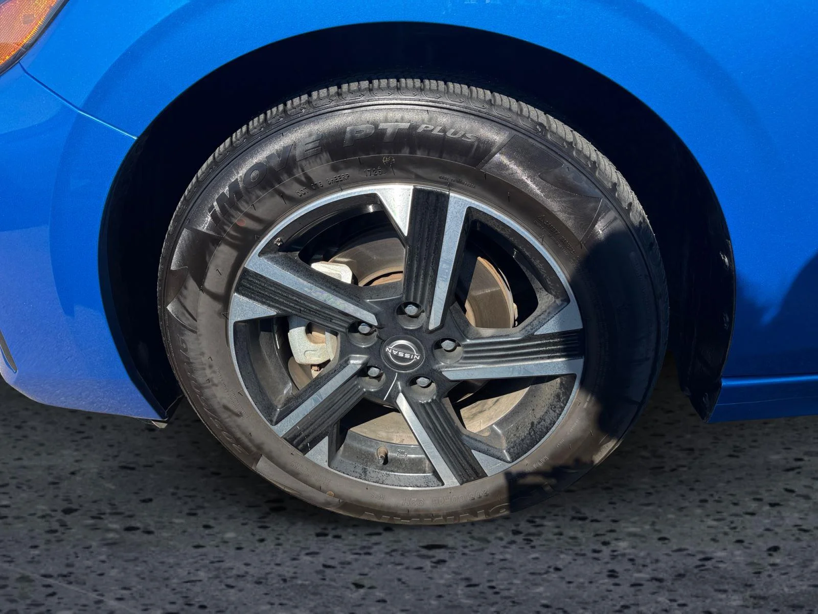 2025 Nissan Sentra SV - Photo 9