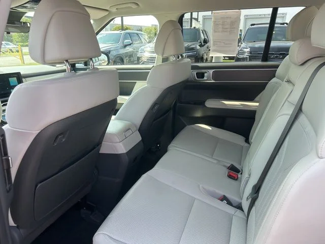 Used 2025 Gray Hyundai SEL image 30