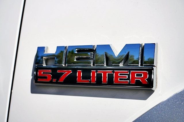 Used 2015 White Ram Laramie image 11