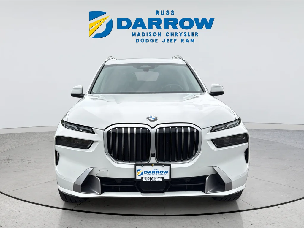 Used 2026 White BMW xDrive40i image 8
