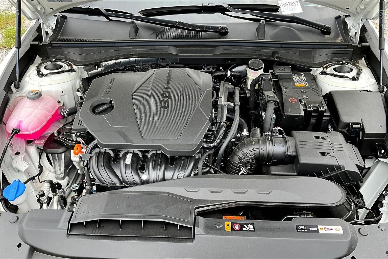 New 2026 White Hyundai SE image 14