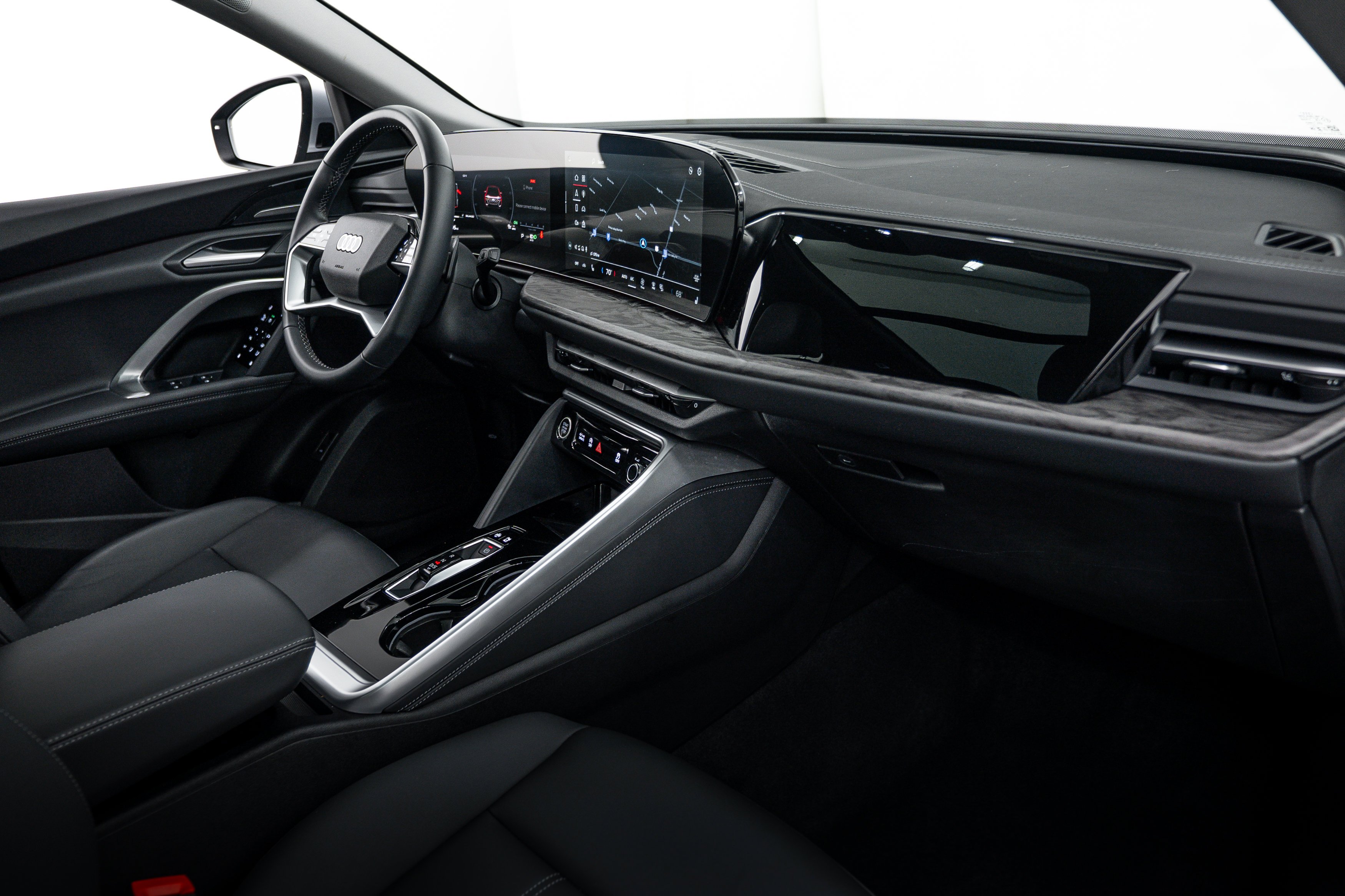 Used 2025 Florett Silver Metallic Audi Premium Plus image 8