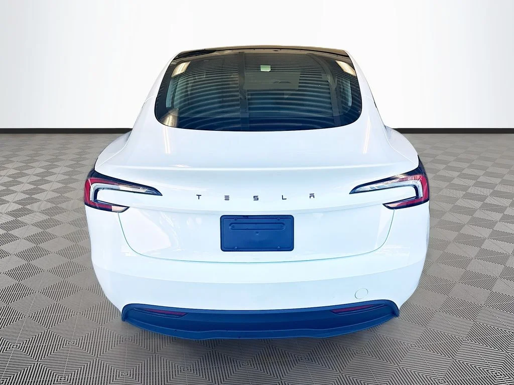 Used 2025  Tesla Standard image 7