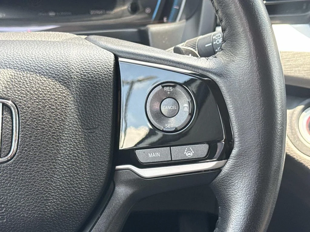 Used 2020  Honda EX-L image 15