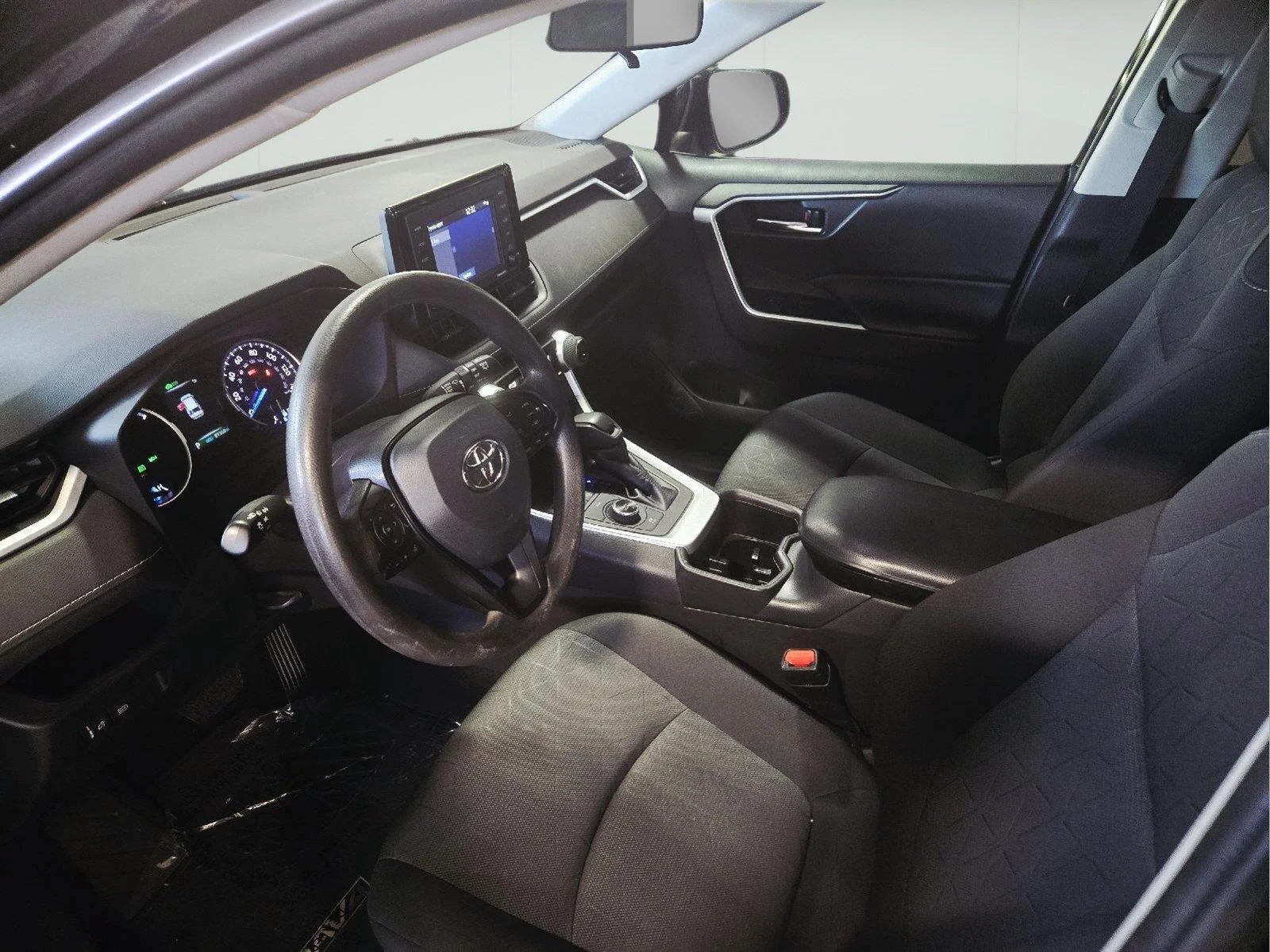 Used 2022 Midnight Black Metallic Toyota Hybrid XLE image 24